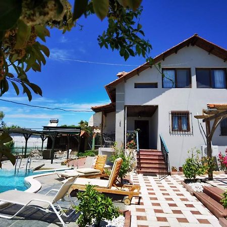 Rural Villa Private Pool, Bbq, Court ,20' Airport Nea Kallikrateia Dış mekan fotoğraf
