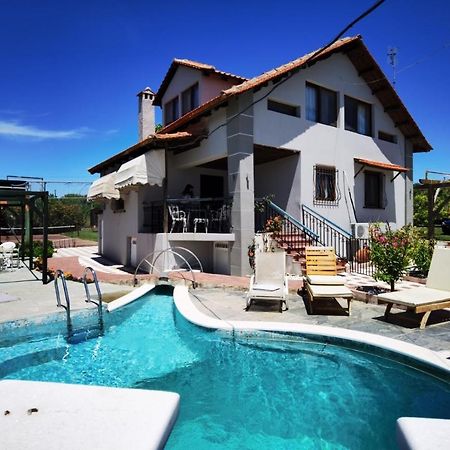 Rural Villa Private Pool, Bbq, Court ,20' Airport Nea Kallikrateia Dış mekan fotoğraf