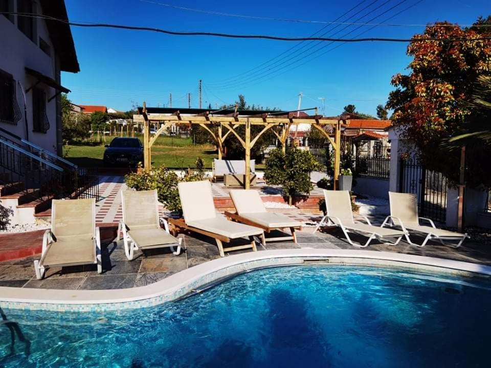 Rural Villa Private Pool, Bbq, Court ,20' Airport Nea Kallikrateia Dış mekan fotoğraf