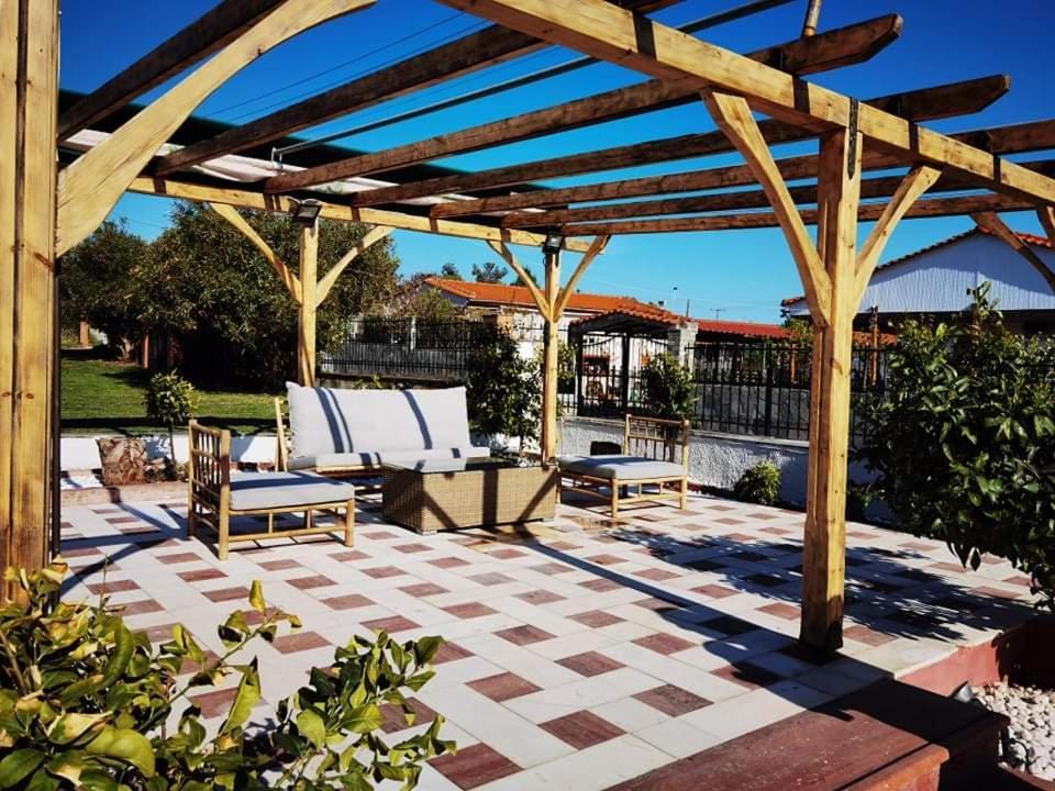 Rural Villa Private Pool, Bbq, Court ,20' Airport Nea Kallikrateia Dış mekan fotoğraf