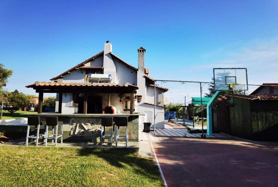 Rural Villa Private Pool, Bbq, Court ,20' Airport Nea Kallikrateia Dış mekan fotoğraf