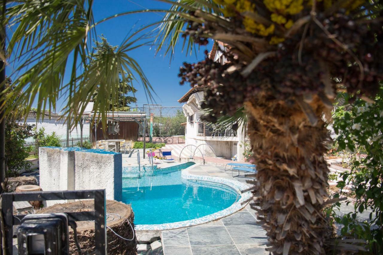 Rural Villa Private Pool, Bbq, Court ,20' Airport Nea Kallikrateia Dış mekan fotoğraf