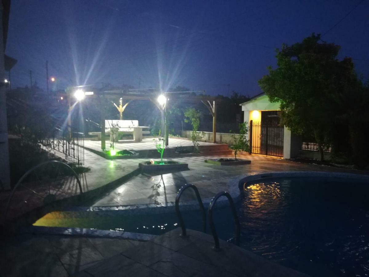 Rural Villa Private Pool, Bbq, Court ,20' Airport Nea Kallikrateia Dış mekan fotoğraf