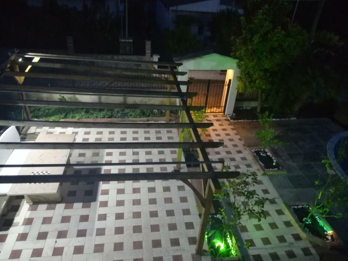 Rural Villa Private Pool, Bbq, Court ,20' Airport Nea Kallikrateia Dış mekan fotoğraf